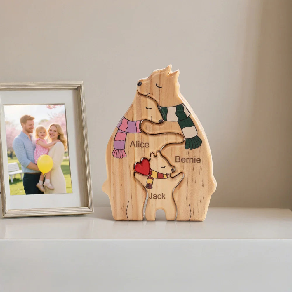 Famille d’Ours en Bois Personnalisée - Cadeau Unique avec Noms Gravés
